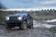 Land Rover Defender - Vehicul de cercetare electrica 2013 18